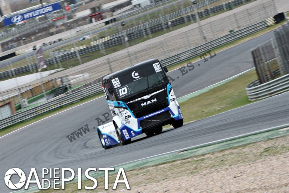 1558517_534172790033893_936641988_n