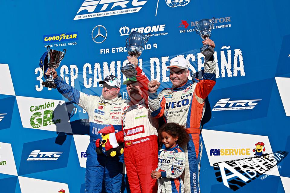 22310575_1417571908360639_1211281978640397824_n