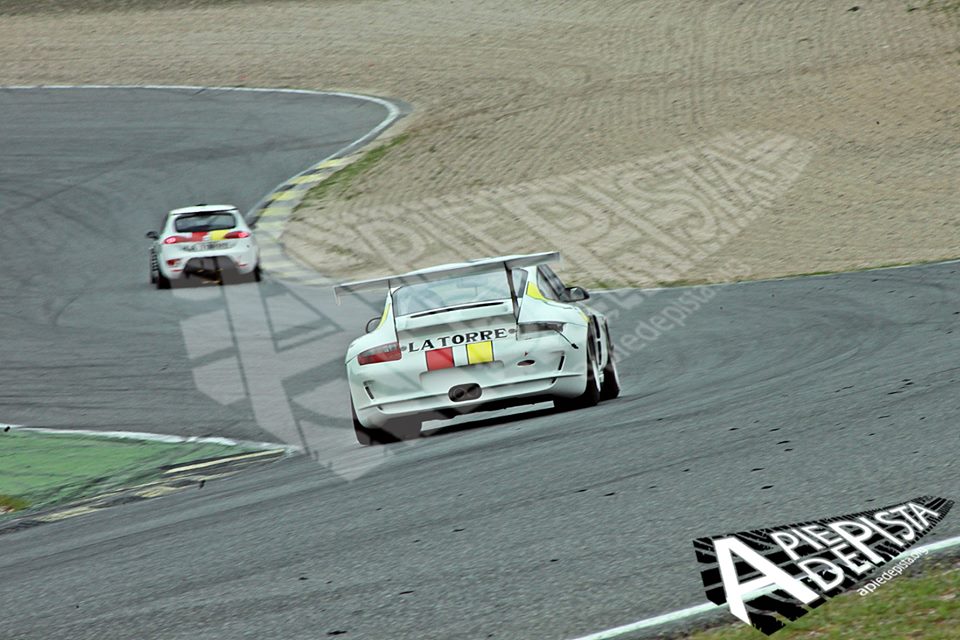 31143813_1618643628253465_1121023744572129280_n